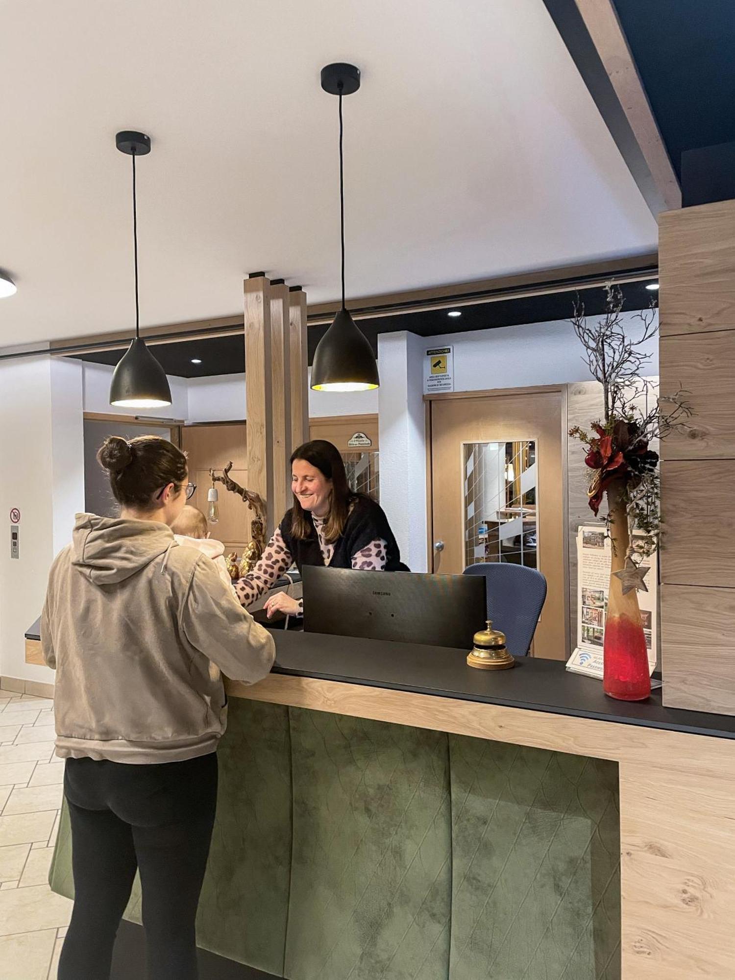 Hotel Sterzinger Moos ภายนอก รูปภาพ